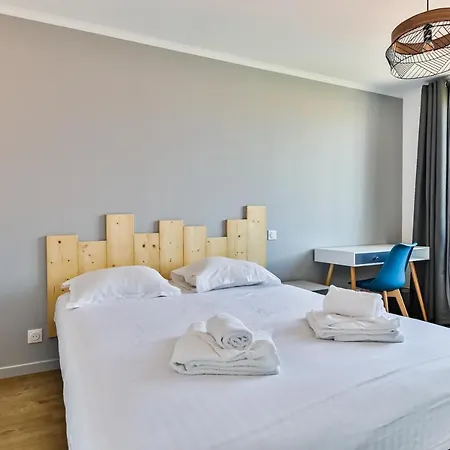 Appartement Décoré Avec Goût Proche Mer *